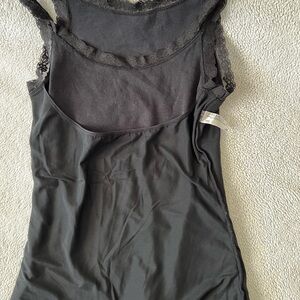 Maidenform Black Lace smoothing Trim Camisole W/support liner!